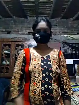 Hot Sweeti online show from February 2026 01:42:01 PM