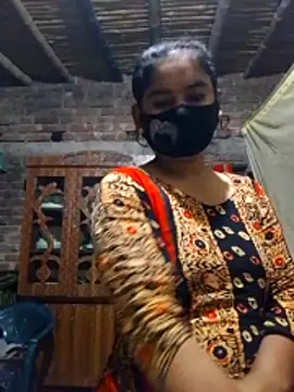 Hot Sweeti online show from March 2026 11:02:01 PM