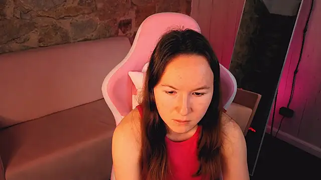 Snapshot of SindieStorm chatting on February 2026 01:34:02 AM SindieStorm online show from February 2026 01:34:02 AM