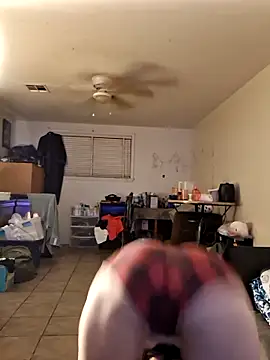 LadySn0w26 online show from March 2026 04:09:01 AM