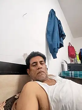 Aafreen999 online show from February 2026 01:49:02 PM