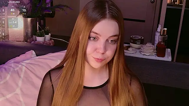 Snapshot of bratwifelina chatting on February 2026 07:47:02 PM bratwifelina online show from February 2026 07:47:02 PM