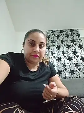 AntoAntonianna online show from February 2026 03:57:01 PM