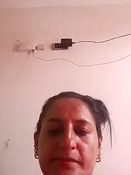 Snapshot of Luna_seductora12 chatting on March 2026 12:12:02 PM Luna seductora12 online show from March 2026 12:12:02 PM