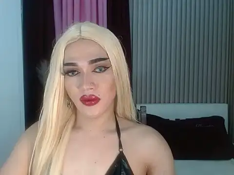Snapshot of Kendalllust chatting on May 2026 02:47:01 PM Kendalllust online show from May 2026 02:47:01 PM