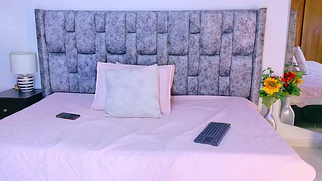 samirths boy  online show from April 2026 07:29:01 PM