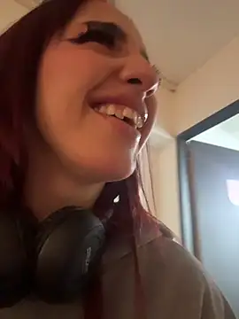 elodie rouge online show from March 2026 12:11:01 PM