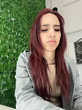 elodie rouge online show from March 2026 11:54:02 AM