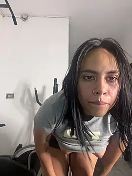 CarolinaRaven online show from April 2026 04:09:02 AM