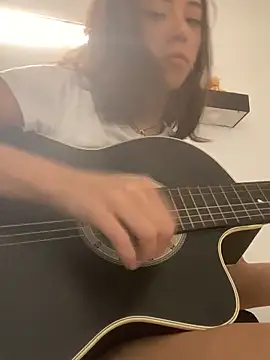 mialinsay online show from March 2026 05:42:02 PM