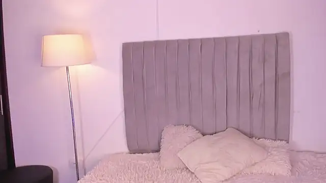 im charles online show from February 2026 08:37:02 PM