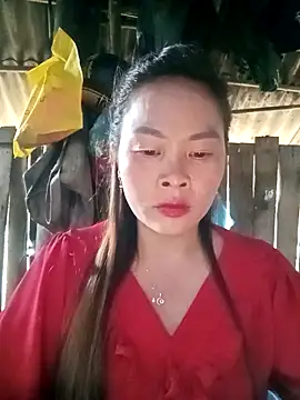 Snapshot of Bling_sexy chatting on February 2026 01:13:01 AM Bling sexy online show from February 2026 01:13:01 AM