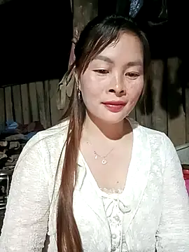 Snapshot of Bling_sexy chatting on February 2026 01:09:02 PM Bling sexy online show from February 2026 01:09:02 PM