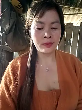 Snapshot of Bling_sexy chatting on March 2026 01:08:01 AM Bling sexy online show from March 2026 01:08:01 AM