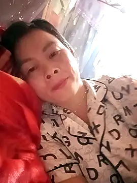 Snapshot of Bling_sexy chatting on March 2026 05:41:01 AM Bling sexy online show from March 2026 05:41:01 AM