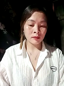 Bling sexy online show from March 2026 12:05:03 PM