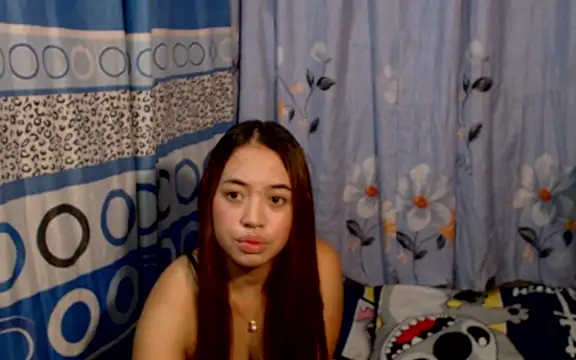 Snapshot of pinay_mayahiga chatting on April 2026 01:32:02 PM pinay mayahiga online show from April 2026 01:32:02 PM