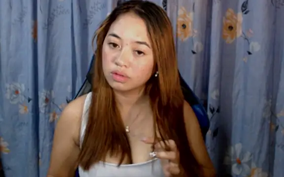Snapshot of pinay_mayahiga chatting on April 2026 03:58:01 PM pinay mayahiga online show from April 2026 03:58:01 PM