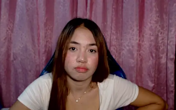 Snapshot of pinay_mayahiga chatting on May 2026 02:45:01 PM pinay mayahiga online show from May 2026 02:45:01 PM