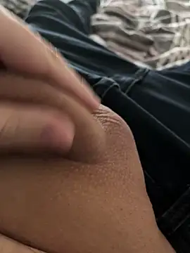 longdong00789 online show from February 2026 11:37:01 AM