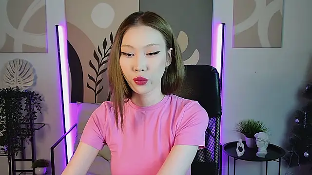 SarahRice online show from February 2026 04:18:01 PM