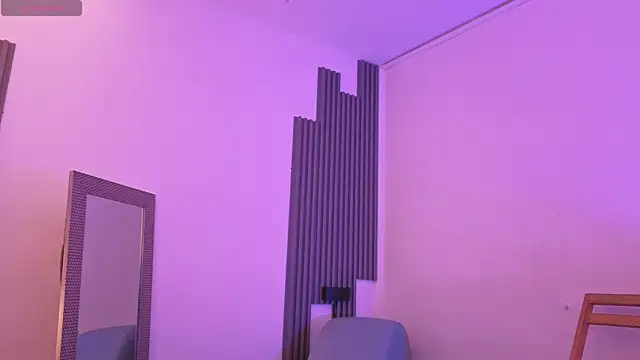 fransheskarossi online show from February 2026 12:04:01 PM