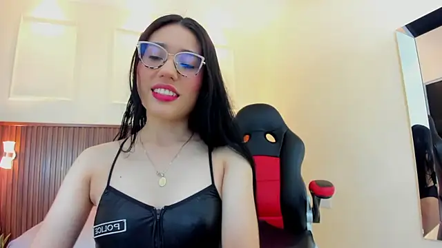 MARIE TAPNER online show from March 2026 12:34:02 PM