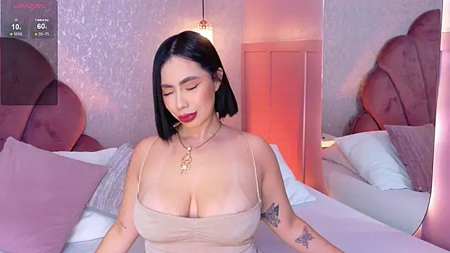 Snapshot of Sienna-Gold chatting on July 2026 01:13:01 PM Sienna-Gold online show from July 2026 01:13:01 PM