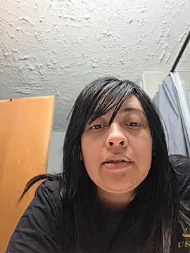 AriannaPenaxo online show from April 2026 10:45:01 PM