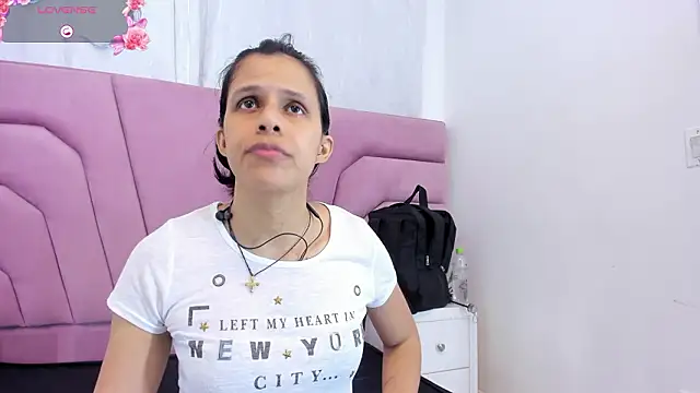 Snapshot of mitzukywinteer chatting on March 2026 08:22:02 PM mitzukywinteer online show from March 2026 08:22:02 PM