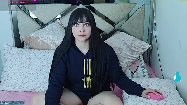 Snapshot of Sabrinaaa__ chatting on July 2026 03:27:02 PM Sabrinaaa online show from July 2026 03:27:02 PM