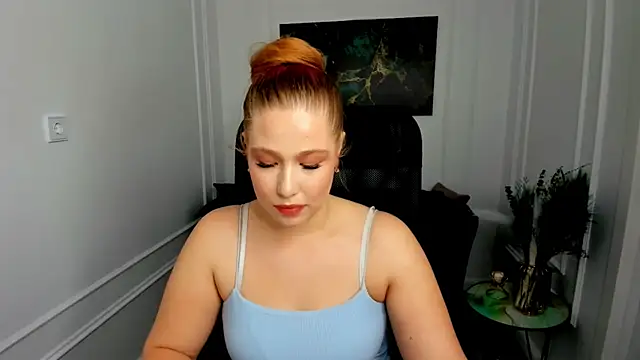 Snapshot of SweetDaylight chatting on May 2026 08:06:01 PM SweetDaylight online show from May 2026 08:06:01 PM