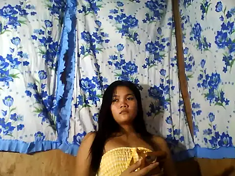 Snapshot of PinaySkinnyJust18 chatting on July 2026 10:16:01 PM PinaySkinnyJust18 online show from July 2026 10:16:01 PM