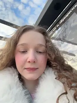 outside rosy online show from April 2026 04:44:01 PM