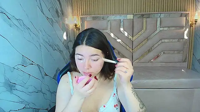 emily  r   online show from January 2026 01:05:02 PM