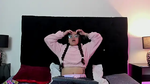 queen missy online show from May 2026 09:20:01 PM
