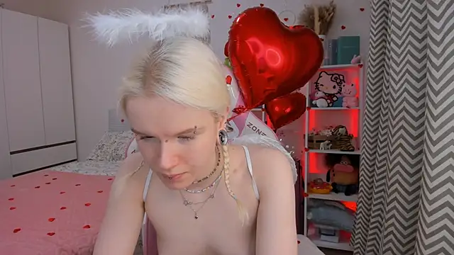 Mia WaterFall online show from February 2026 03:25:01 AM