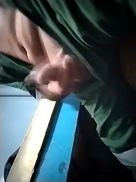 Rizki8888xh online show from February 2026 07:56:02 PM