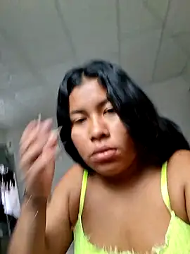 Sweet-Dirty-Storm online show from April 2026 01:48:02 PM