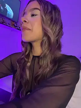 BellaMoon  online show from March 2026 03:56:01 AM