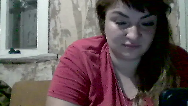 Snapshot of AllinaKis chatting on June 2026 05:13:02 PM AllinaKis online show from June 2026 05:13:02 PM