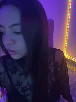 laraa rous online show from February 2026 01:23:02 AM