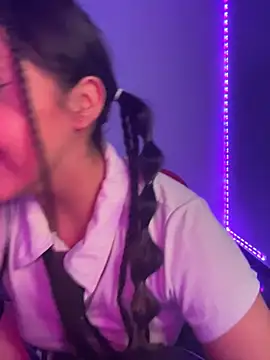 laraa rous online show from March 2026 12:06:02 AM