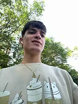 Naim TheKing online show from April 2026 01:42:02 PM