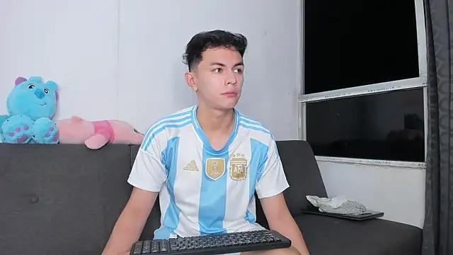 Caydensmit online show from February 2026 09:57:02 AM