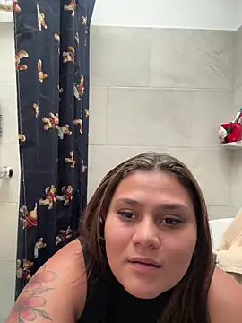 Snapshot of AmaliaVictoria chatting on February 2026 09:54:01 PM AmaliaVictoria online show from February 2026 09:54:01 PM