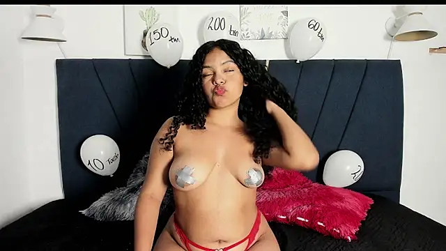 Snapshot of candy18_ho chatting on February 2026 02:05:01 AM candy18 ho online show from February 2026 02:05:01 AM