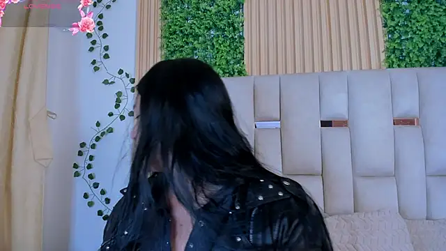 Snapshot of JeniferPowell_nm chatting on February 2026 07:01:02 PM JeniferPowell nm online show from February 2026 07:01:02 PM