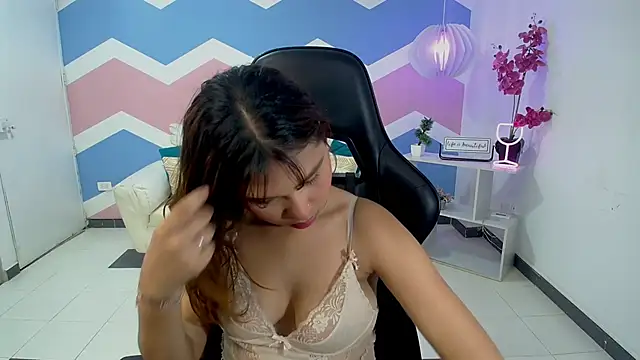 mayli marie online show from March 2026 08:47:01 PM