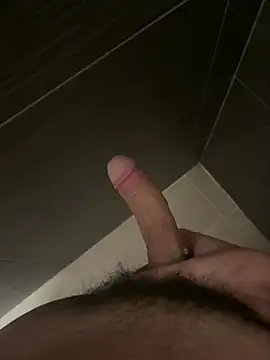 ELPOLLANF online show from February 2026 01:45:04 AM